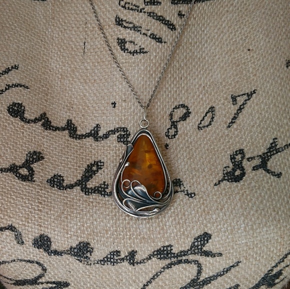 Teardrop Baltic Amber Pendant w/Silver Calla Lily - Picture 2 of 3